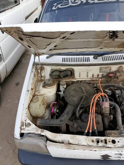 Good Condition and genion color