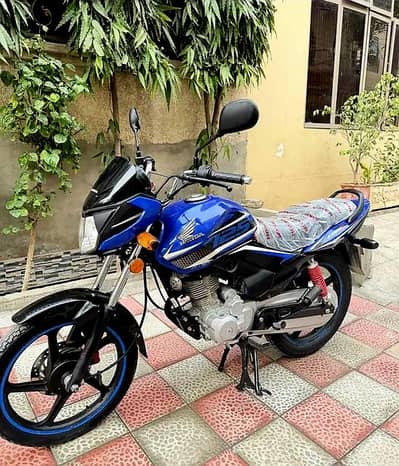Honda Bike | Make CB 125 F | Year 2022 | 12,000 KM Call 0325 - 6181733