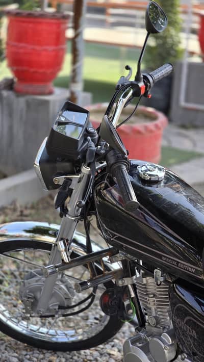 Honda 125 Special edition  2025