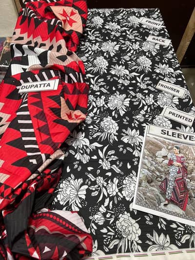 3 Pcs woman's Unstitched printed karandi suit