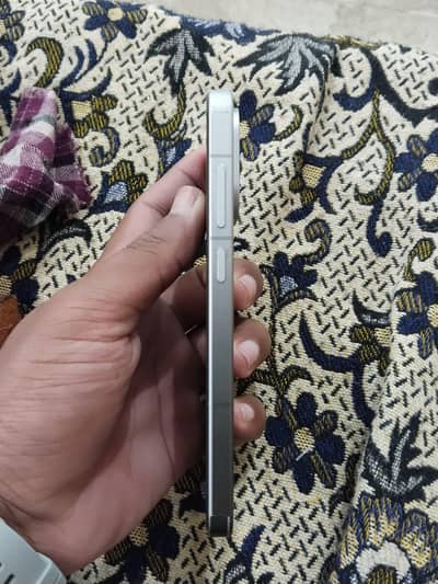 OnePlus 13s non pta 16/512 10/10 snapdragon 8elite Best camera