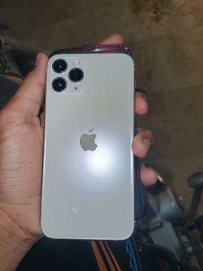 iPhone 11 Pro