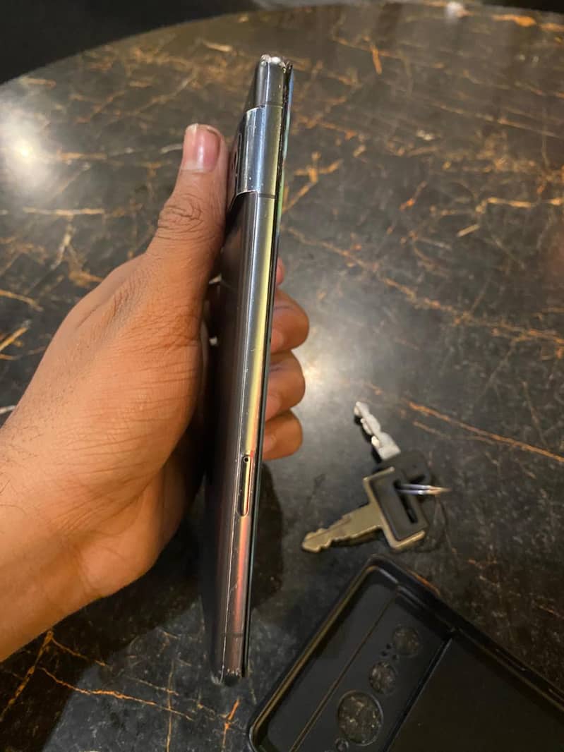 Google pixel 7 pro 4