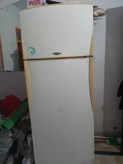 VISEL BRAND FRIDGE