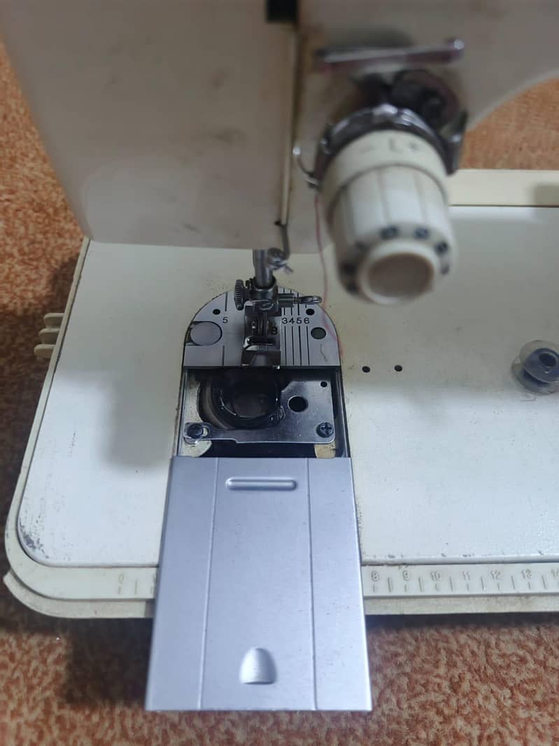 singer Machine 0