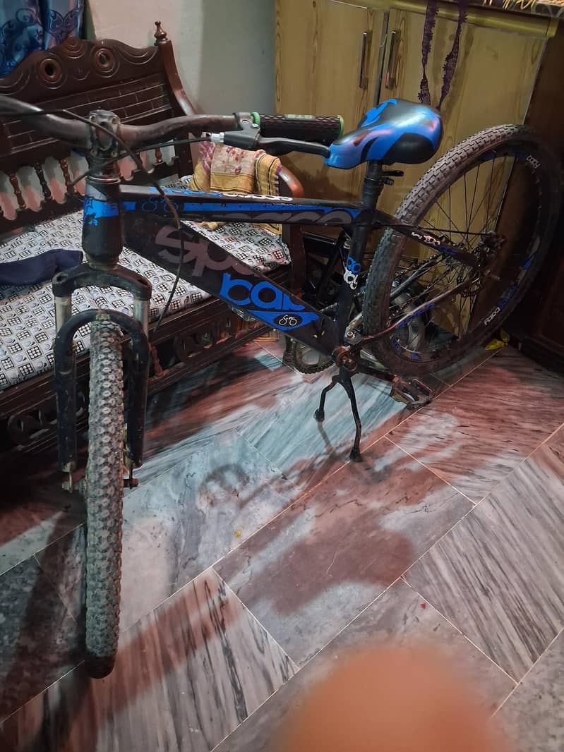 سائیکل بہت اچھی حالت میں ہے 2