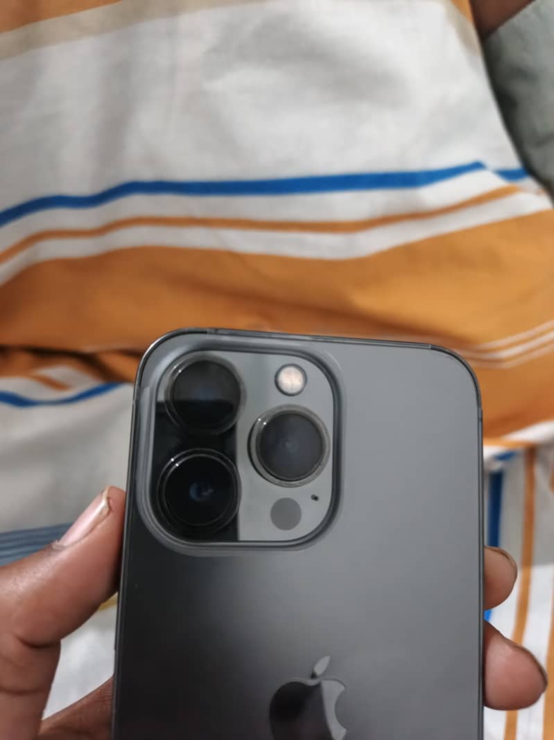 Iphone 13 Pro sim working 4