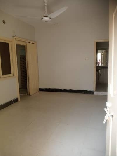 Upper portion of 2 bed lounge available for rent in ideal location