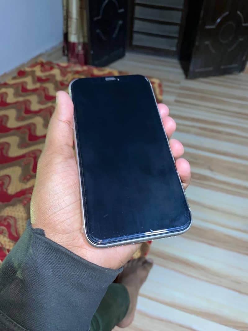 Iphone 11 read description 0