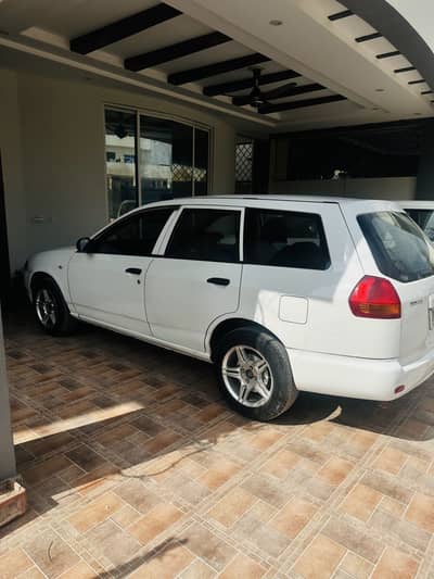 Nissan AD DX 1.3 Automatic