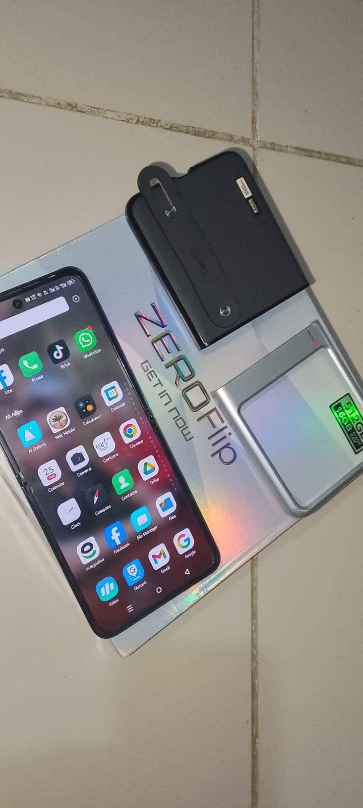 Infinix Zero Flip 5