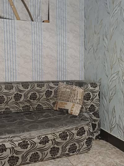 diamond sofa bed - for sale good condition just need to wash