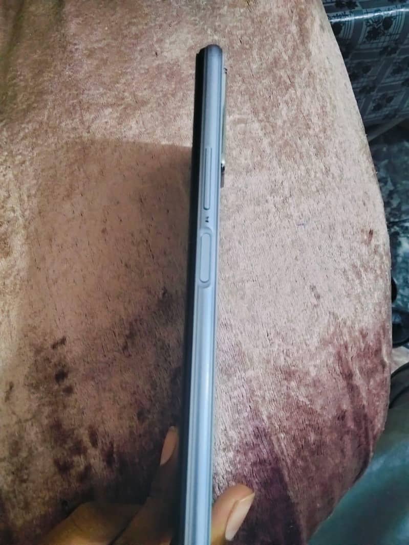 Mobile condition 10/10 64 gb memory 2