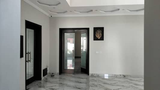 1 Kanal Brand New Luxury House