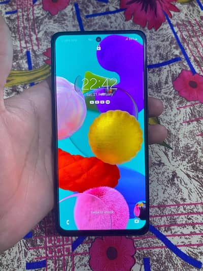 SAMSUNG A51