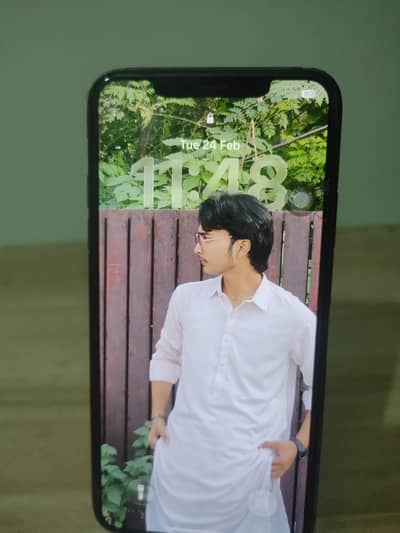 iphone 11 pro max 64 gb water pack