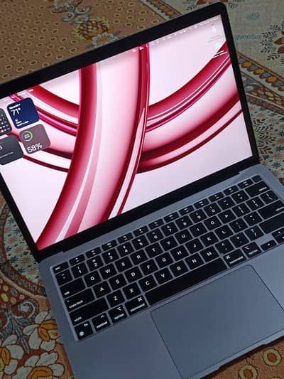 M1 Air 13 inch | 16gb / 256gb