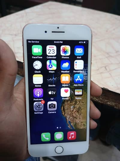 I phone 8 plus to urgent sale plz 03270770531