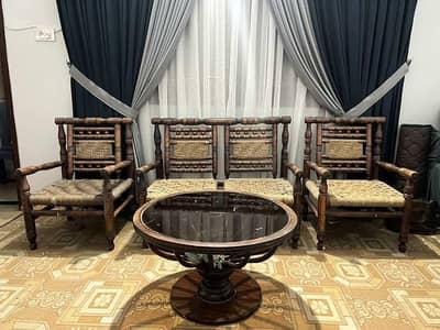 4-Seater rope woven chairs with table