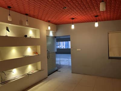 Lavish office available in kohinoor