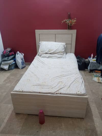 urgent single bed for sale