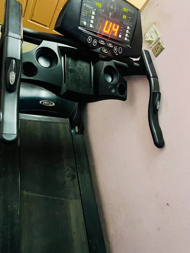 Treamill Running machine 1