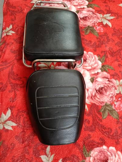 Honda CD200 Road Master seat