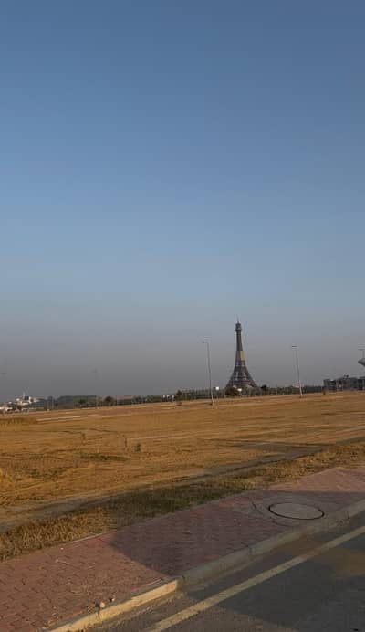 10 MARLA CORNER - PLOT FOR SALE - EIFFEL ENCLAVE NEW METRO CITY KHARIAN