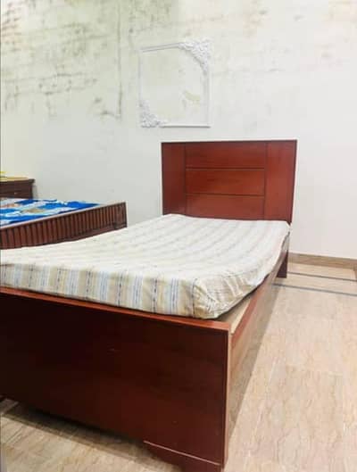 Free Single Bed ready for Pickup Urgently