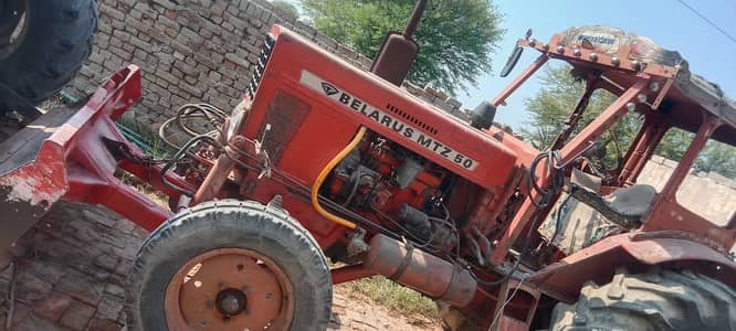روسی لارس روسی ٹریکٹر   rusi balus tractor o3.4. 6.8I. 78.77. 6