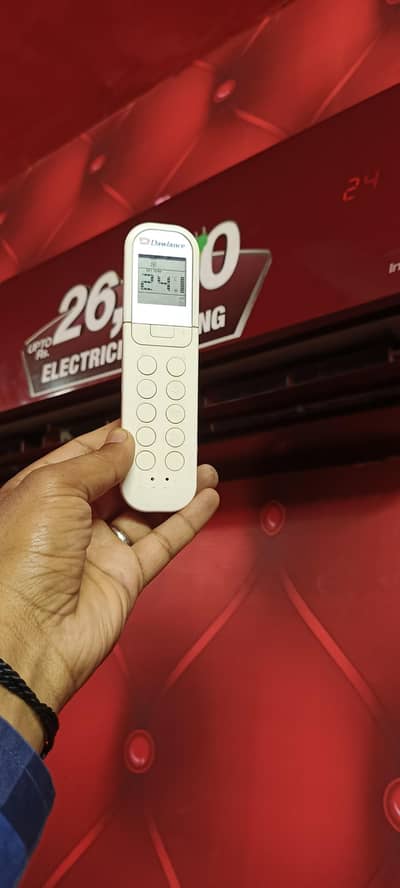 dawlance dc inverter 1:5 ton  10/10 brand  new