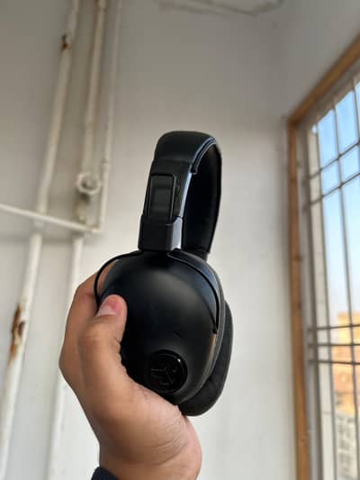 Jlab studio pro wireless headphones