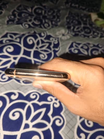 iPhone xsmex 256 gb pta