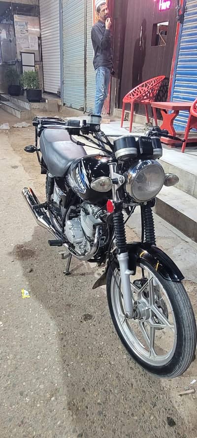 Suzuki 150se like new