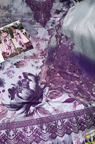 “خواتین کے خوبصورت اور فیشن ایبل کپڑے سیل پر – سستی قیمت