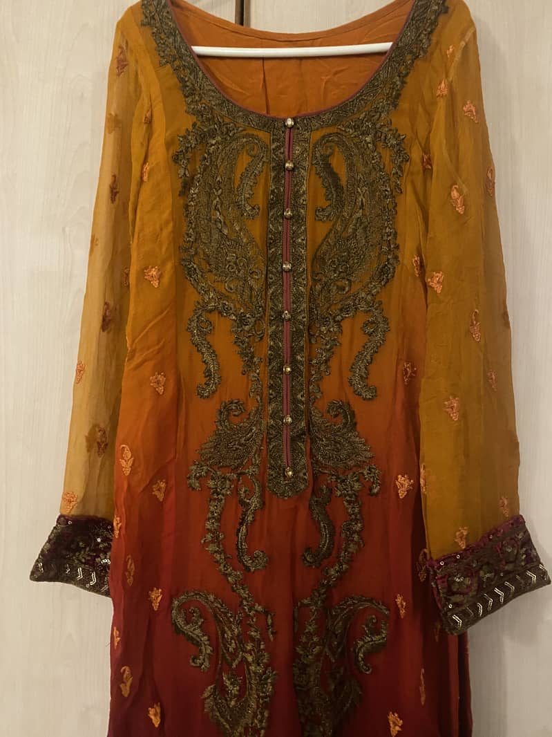 Embroidered 3 pc 9