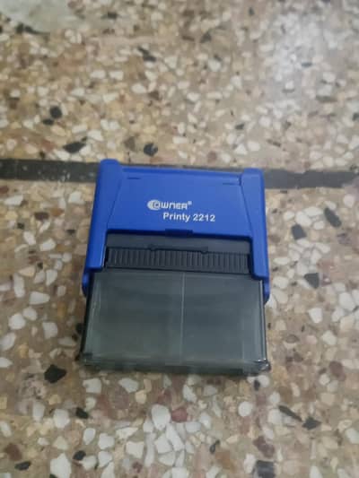 good condition mein stamp hai plz read description 