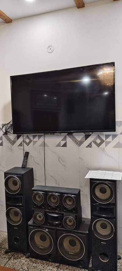 Samsung smart LCD TV 55inches