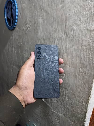 10 / 10 condition ha vivo v23.5G . 12+8 /256