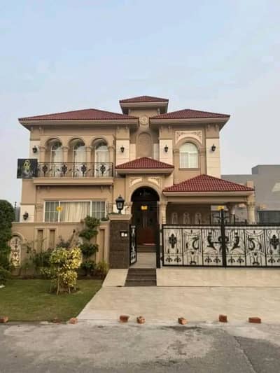 1 Kanal Brand New Luxury Furnished House for Rent in a Prime Location of Bahria Town, Lahore.