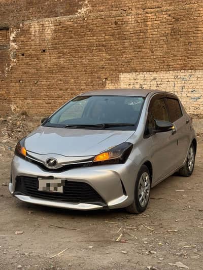 Toyota Vitz 14/20. . 03040154735 my what's up number