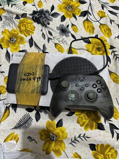 Xbox series s 512gb 1 controller with box