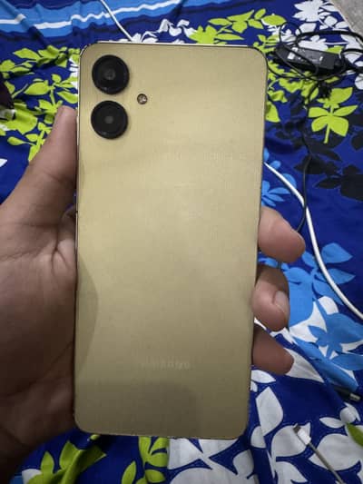 Samsung Mobile A06 4/64gb in warranty