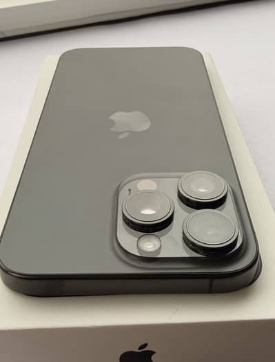 15 Pro Max (256) PTA