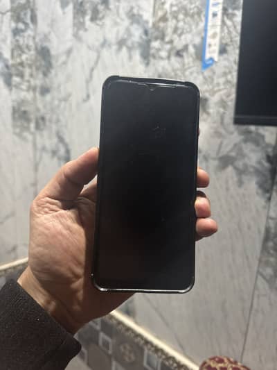 Vivo v20 one hand use