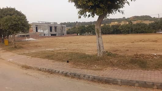 4 KANAL RESIDENTIAL PLOT FOR SALE