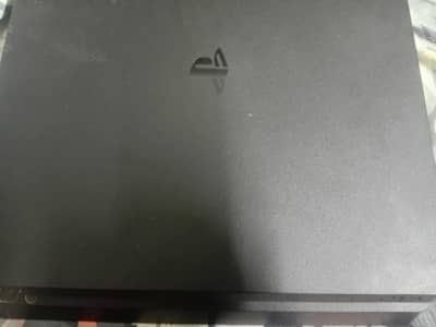 PlayStation  ps4  slim  with original  controller