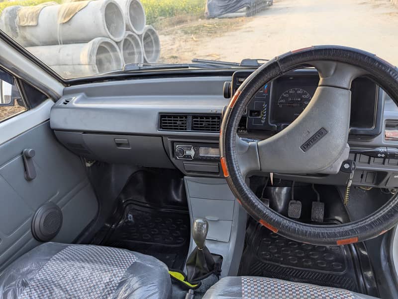 Suzuki Mehran VXR 2016 6