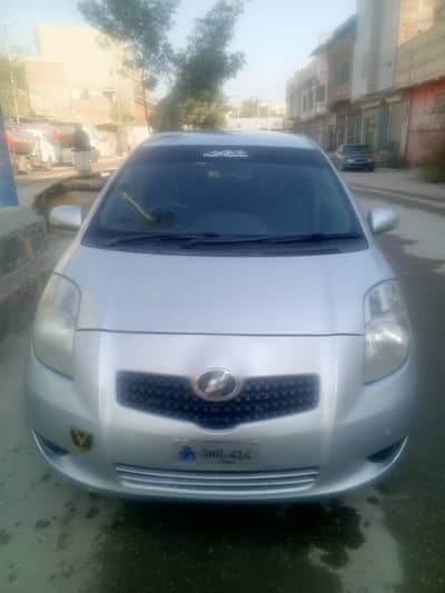 Vitz Model 2007 2012 kota 1000 cc lush condition