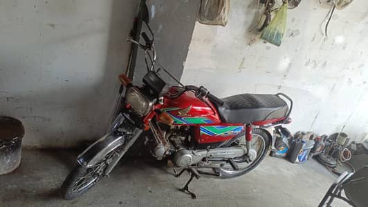 all okay bike ha or conditions 10 by 10 ha kiss kisam ka koi kam nhi h